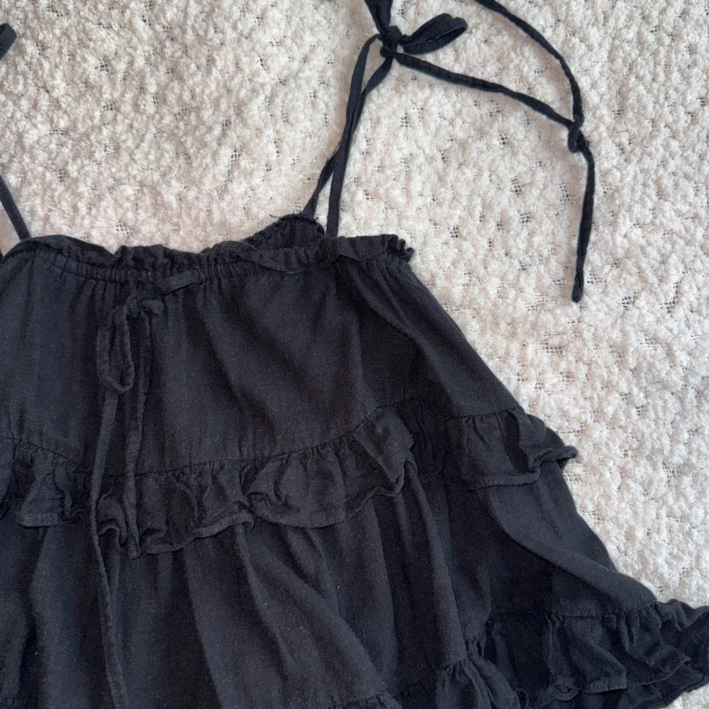 Black Ruffled Tank Top - Picture 2 of 8